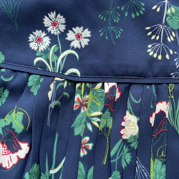 Loft Valley Floral Skirt - Picture 4 of 6